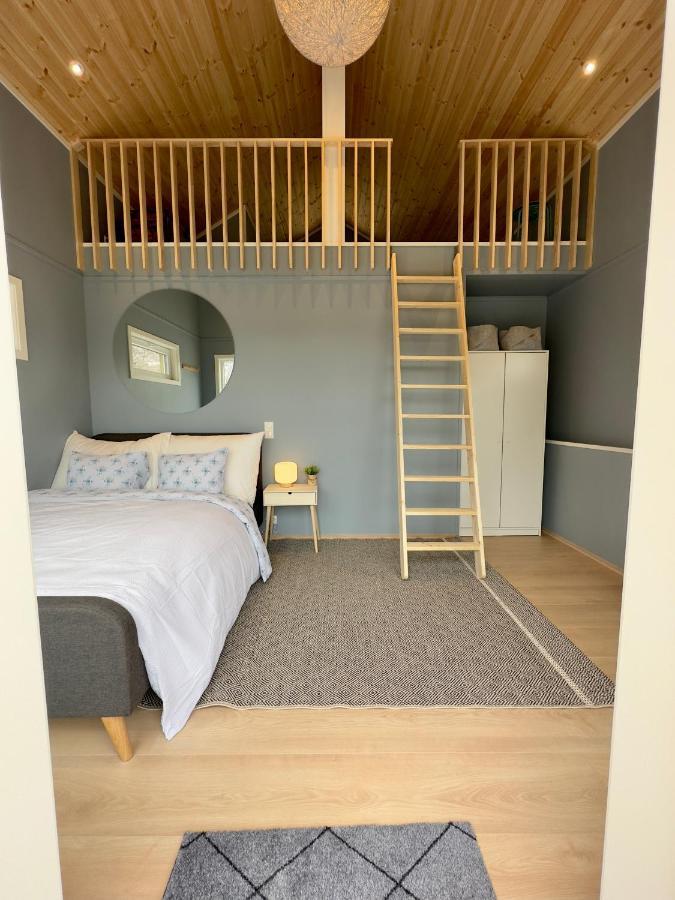 Cozy Cottage Close To Idyllic Archipelago With Additional Building If Booked For More Than 2 People Eydehavn Exterior photo